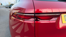 Jaguar F-Pace 2.0 D200 R-Dynamic SE Black 5dr Auto AWD Diesel Estate